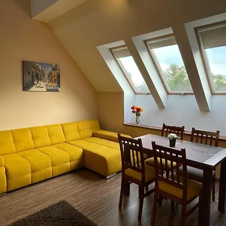 Apartment Gyulai Brill *