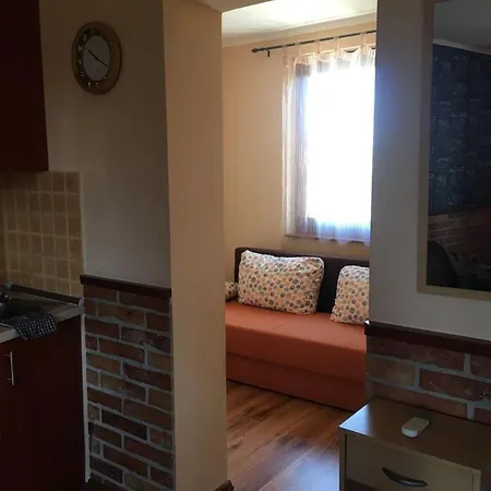 Gyulai Brill Apartament *