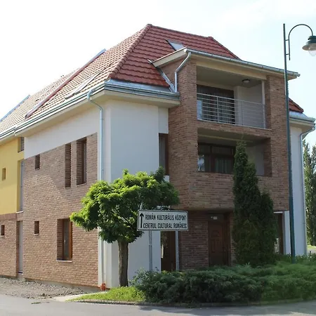 Gyulai Brill Apartment Gyula