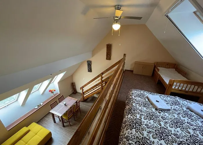 Gyulai Brill Lägenhet